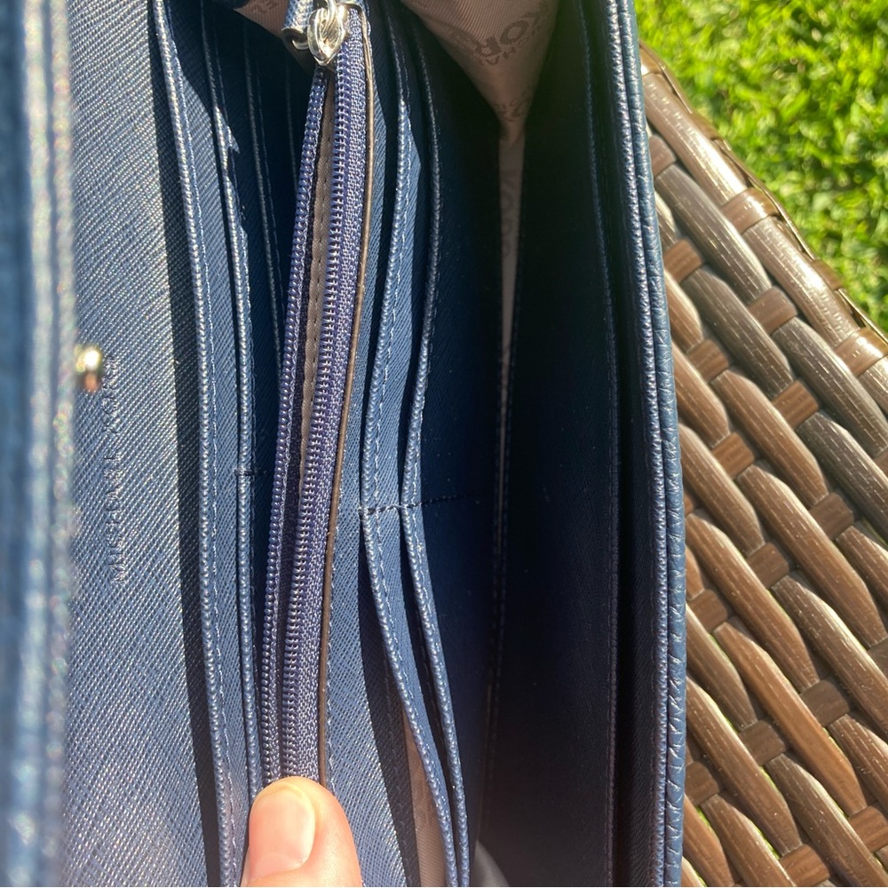 Michael Kors navy blue with silver hardware wallet - Picture 6 of 7